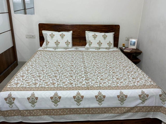 Double Bed XL Jaipuri Cotton Bedsheet, Sage Booti